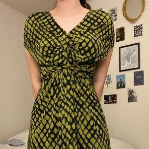 Apt. 9 Women’s Size Small Funky Black & Green Dress
